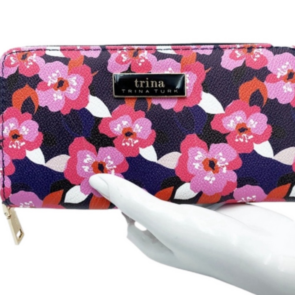 TRINA TURK Large Zip around wallet NWT
